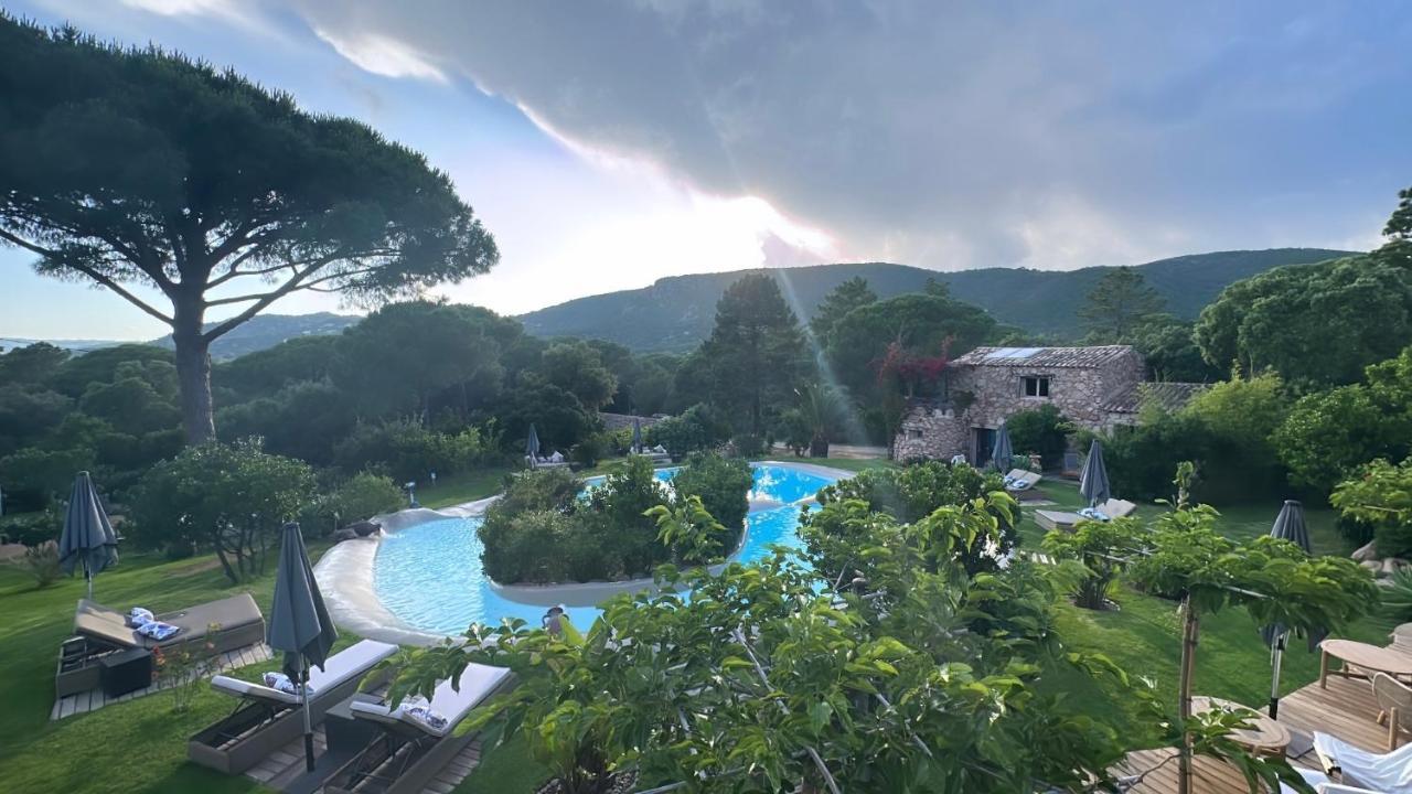 Hotel Ambassador Palombaggia Porto-Vecchio  Exterior photo